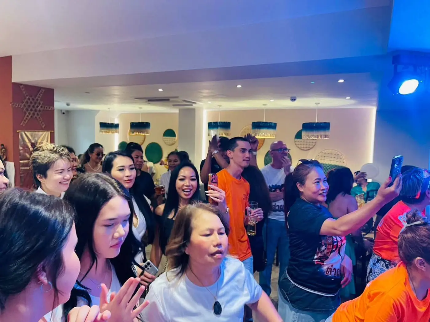 Phones up at the front — Meet & Greet · Tai Orathai & Phai Phongsathon